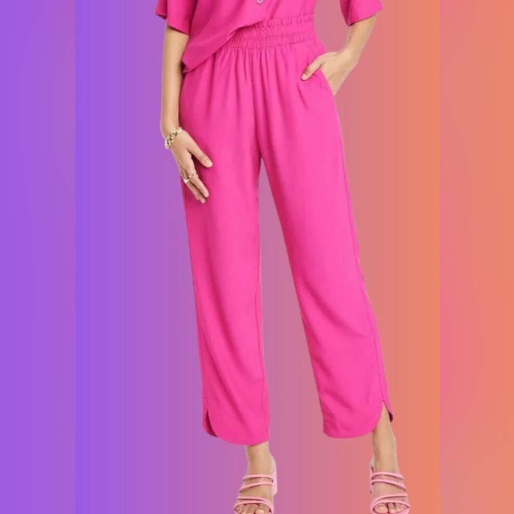 A NEW DAY Vibrant Pink Cropped Pants with Ankle Slits